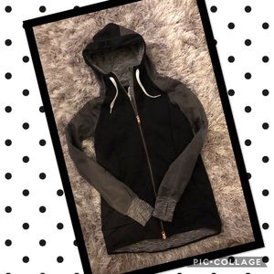 Lululemon Athletica zip up hoodie sweatshirt